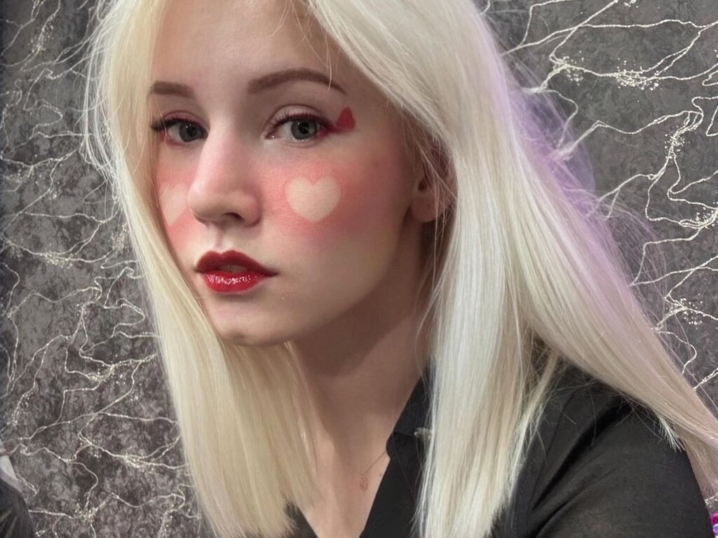 MiraVanilla's Webcam 